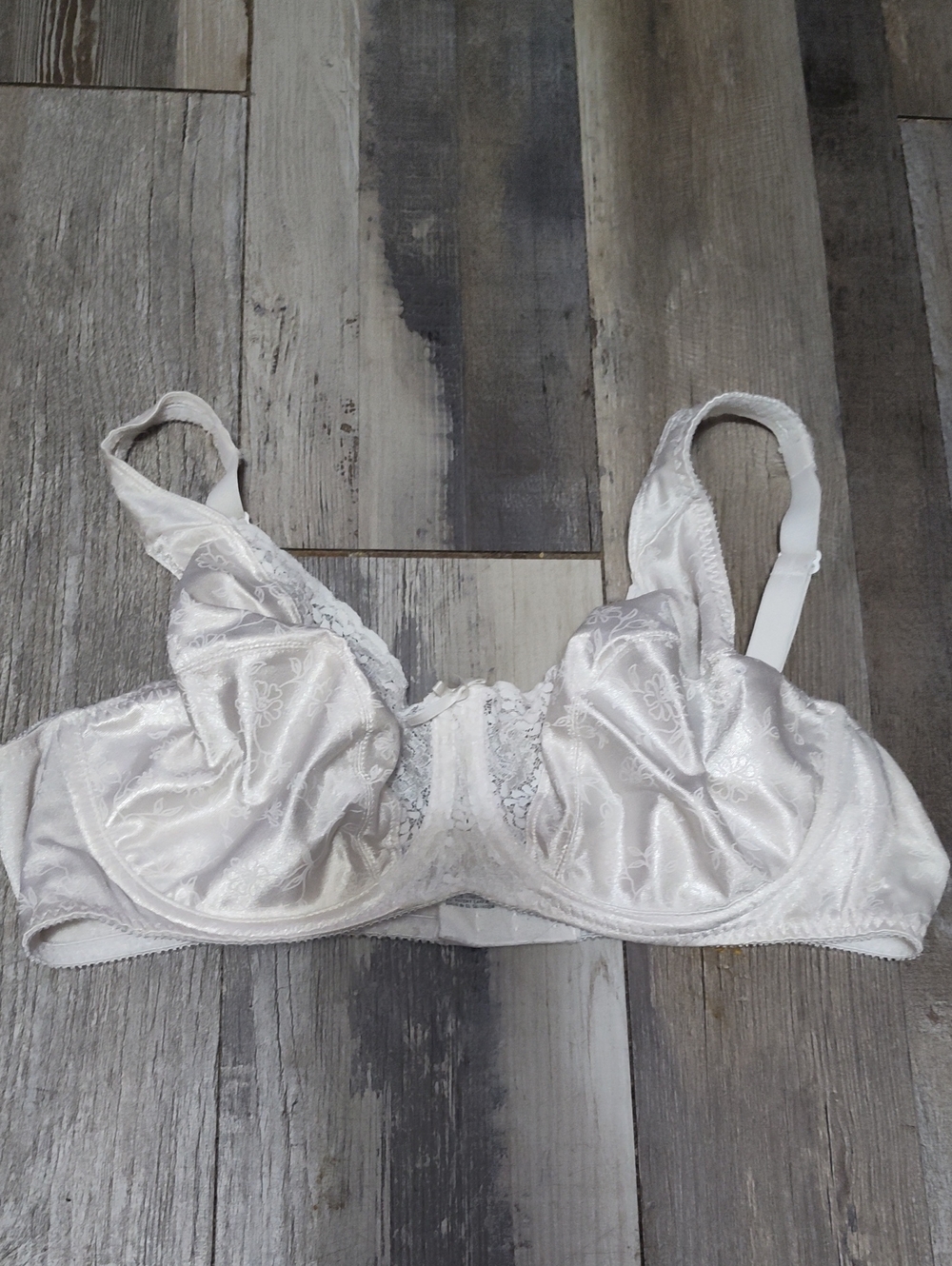 5/$25 SALE Women's Lace-Trim Full Coverage Unlined Wire-free Size 38C White Bra